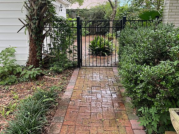 Front Entrance to Cottage