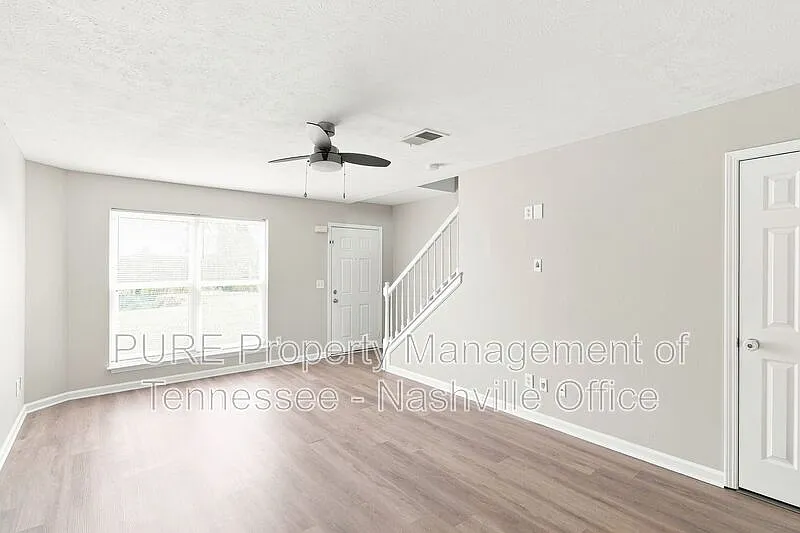 2 bed, 2.5 bath, 1152 sqft, $1,450 — Photo 2