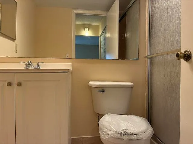 726 Sunny Pine Way #B1 — Photo 8