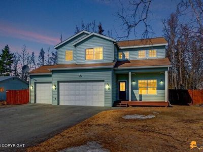 16427 Davis St, Eagle River, AK, 99577