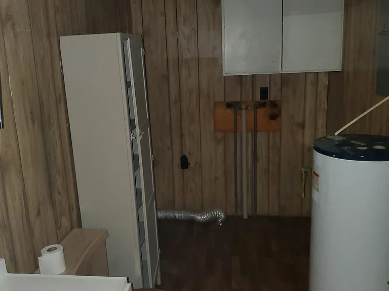 1030 Thornton Ave — Photo 51