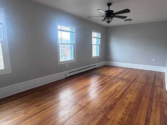 2nd image of 218 Delaware Ave