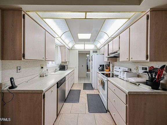5th image of 10913 W Manzanita Drive