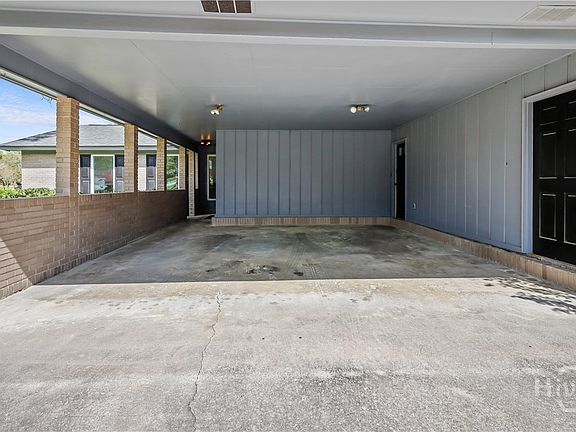 5th image of 416 Gleason Avenue