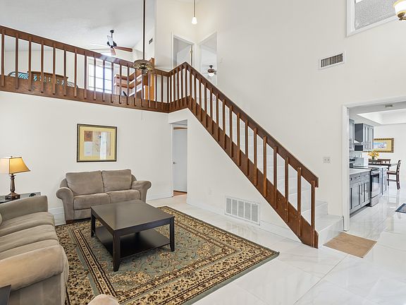 3rd image of 2615 Davis Blvd