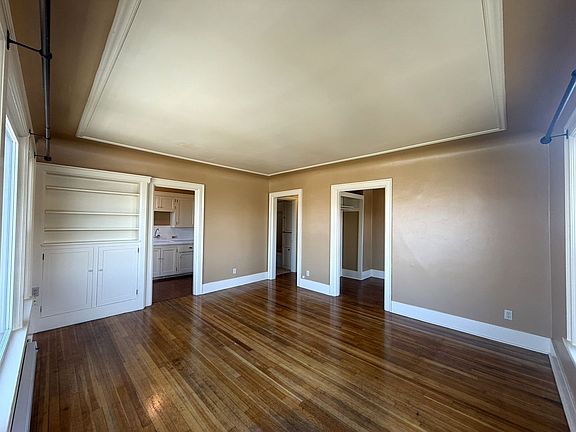 5th image of 1211 Pacific Ave APT 10