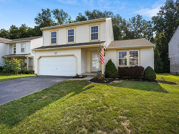 3rd image of 222 Bergoholt St