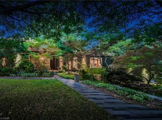 348 Browning Pl, Waterloo, ON N2L 2W3