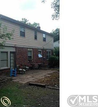 29148 Raleigh Back of Home.jpg