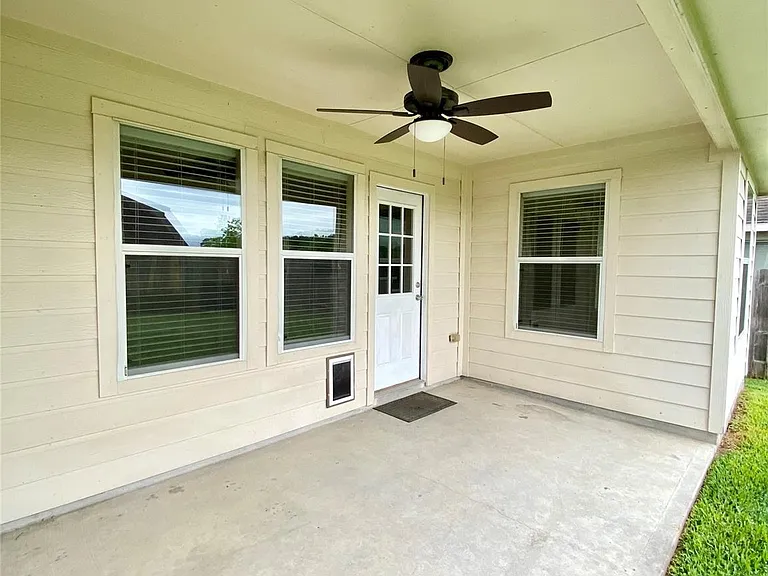 7039 Durango Creek Dr — Photo 24