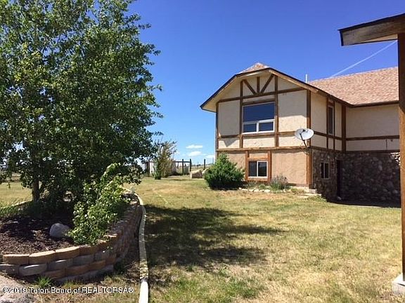 5th image of 141 Meadow Lark Ln