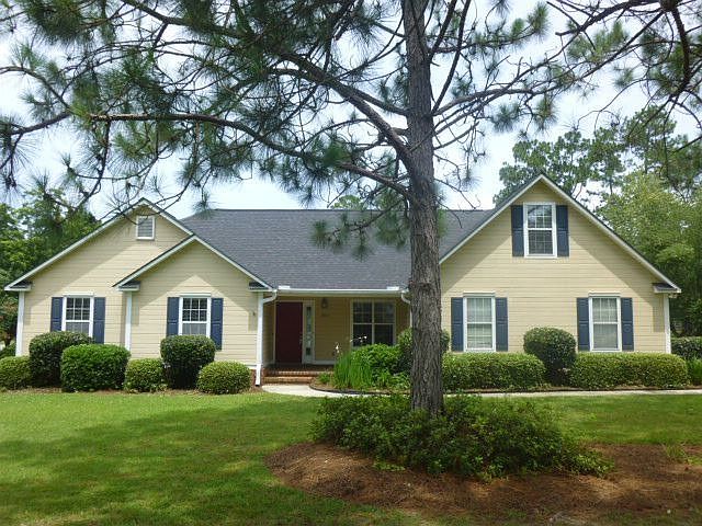 1st image of 3804 Carmichael Dr