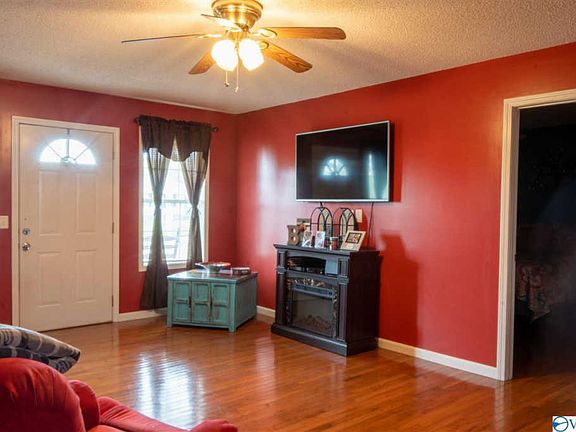 5th image of 209 Sugar Mill Ln