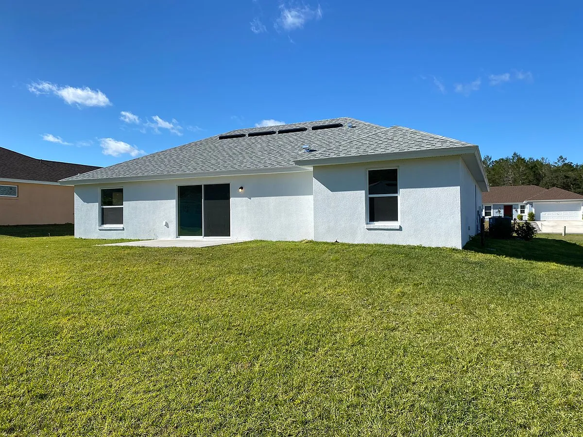 Building Photo - 15415 SW 34th Ave