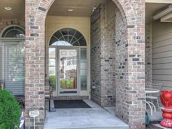 2nd image of 5417 N 166th Ave