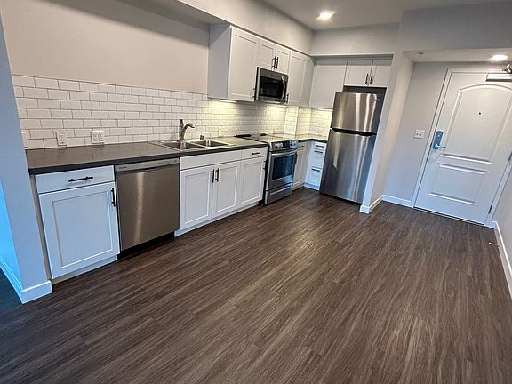 2nd image of 7780 Bolsa Ave #75a67ccd0