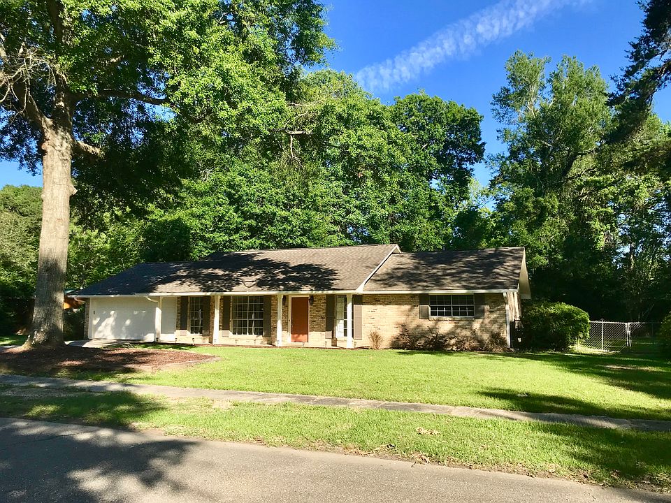 1st image of 2506 Chantulane Ave