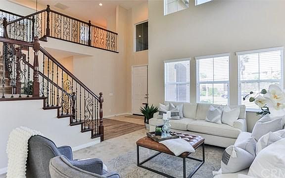 4th image of 851 Ringdahl Cir