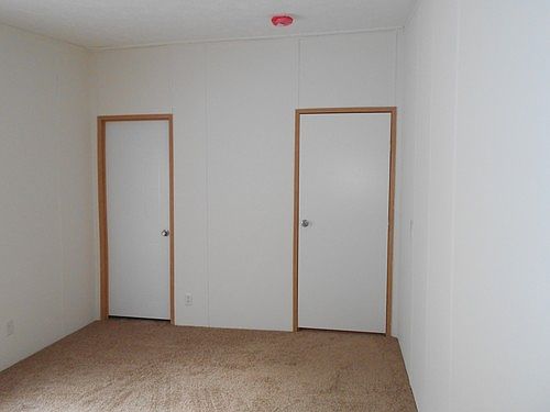 4th image of 2550 Robinson Creek Road