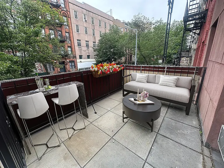 77 Saint Marks Pl #21 — Photo 1