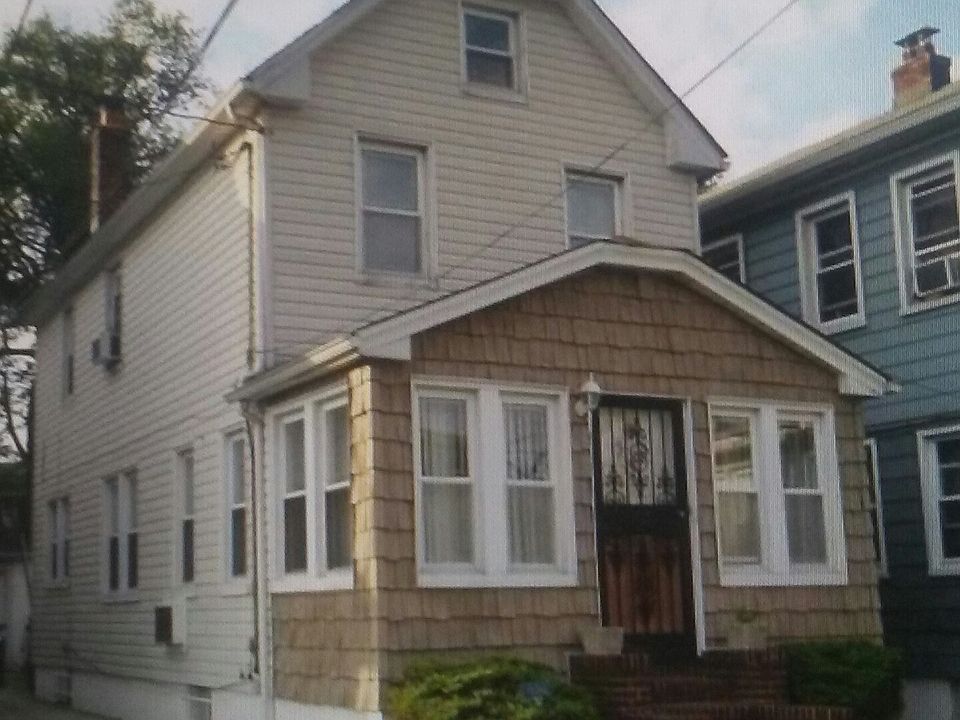 1st image of 119 Ave 219 St
