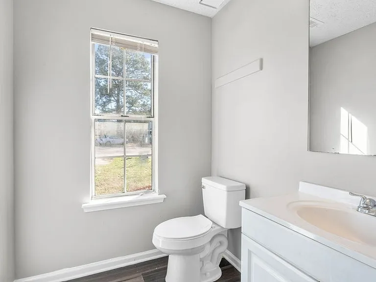 8228 Wynewood Ct — Photo 19
