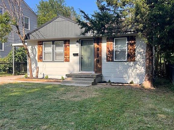 3rd image of 4513 Monroe Ave