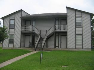 712 Wellesley Ct APT B, College Station, TX 77840