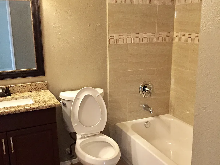 4249 Caldwell Ave — Photo 8