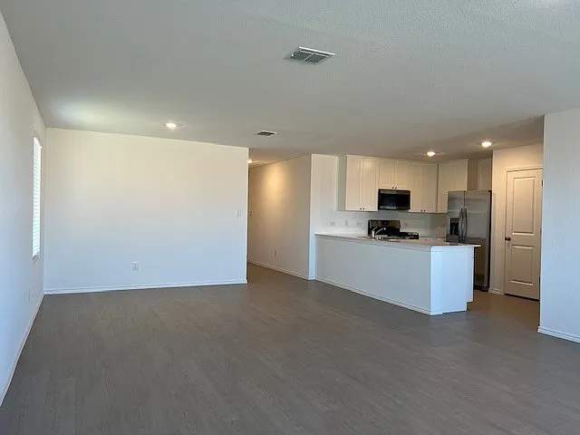 531 Paris Street - 1 — Photo 3