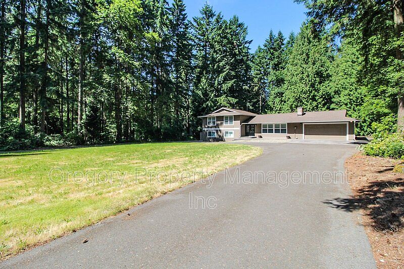 1st image of 14049 159th Ave NE
