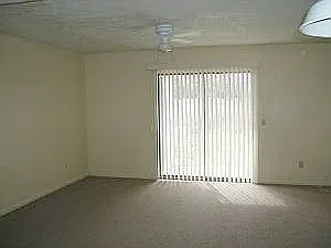 Townhome Near The Beach, In The Heart Of Pcb! *Special: 1/2 Off 1st Month's Rent* + *Military Inc... — Photo 2
