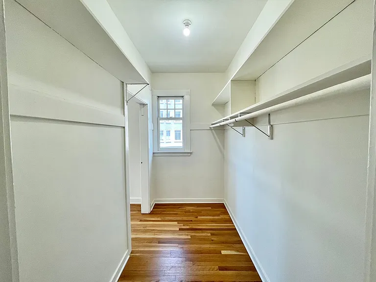 3255 Broderick St #4 — Photo 11