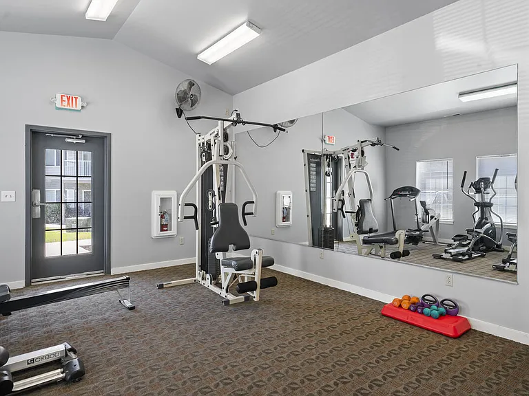 Heron Creek Apartments — Photo 4