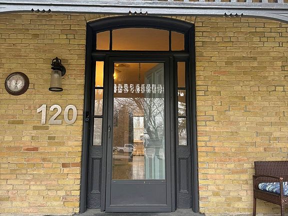 4th image of 120 Main St