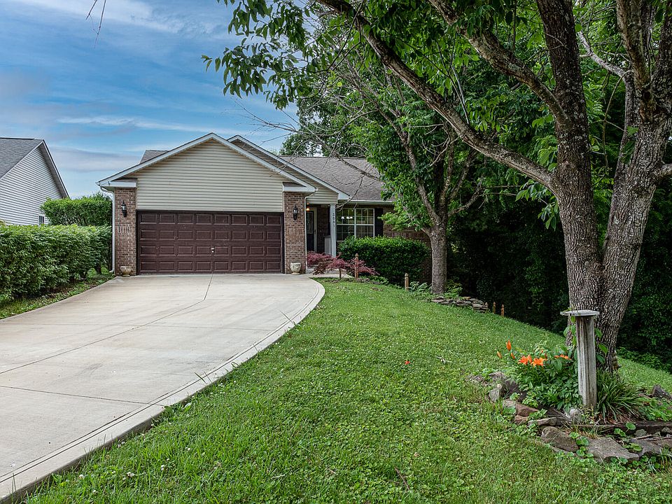 1st image of 3001 Pennington Cir