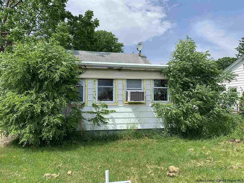 1st image of 136 Lighthouse Dr