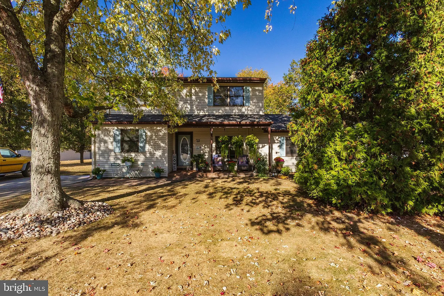 98 David Dr photo 1