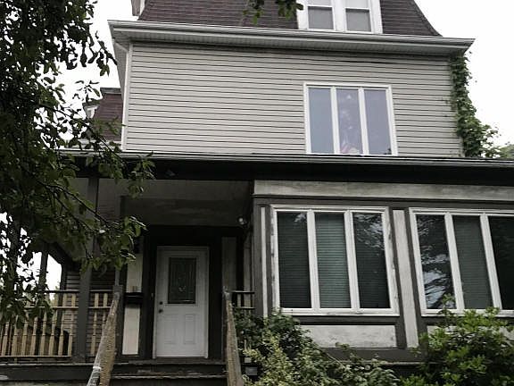 2nd image of 63 Franklin Ave