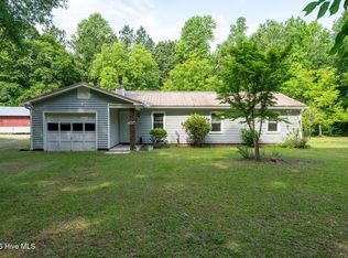 5101 Sand Ridge Rd, New Bern, NC 28560