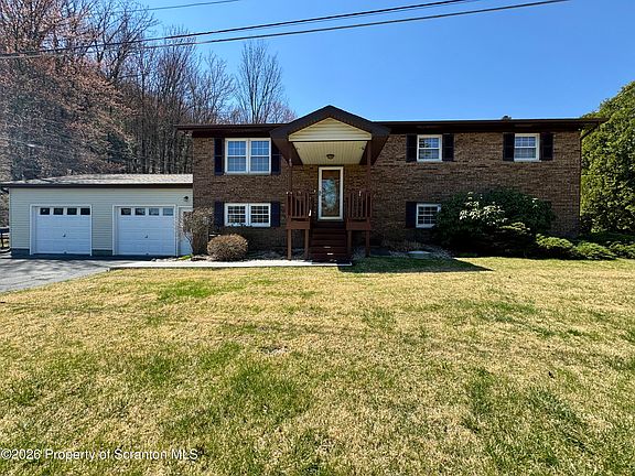 2nd image of 40 Hilltop Dr