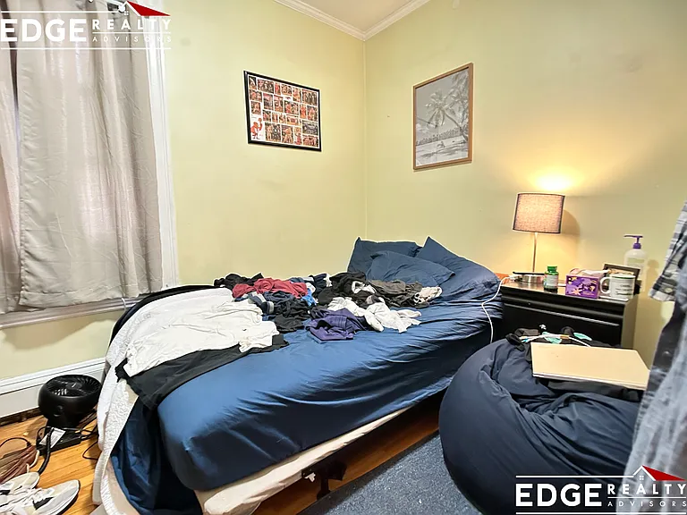 32 Bayard St — Photo 7