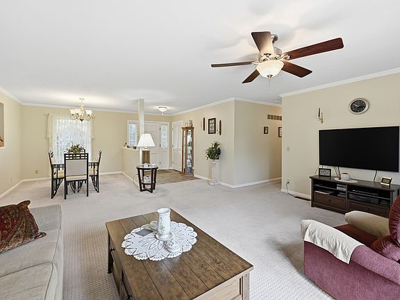 5th image of 2017 Fairway Dr