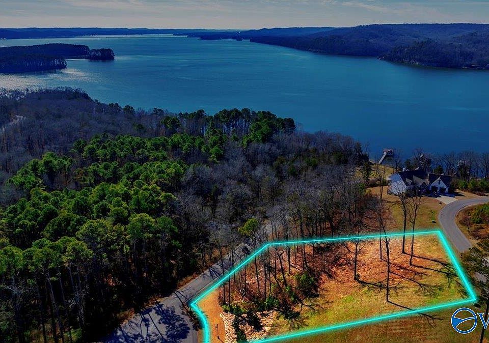 1st image of 19 Creek Cir