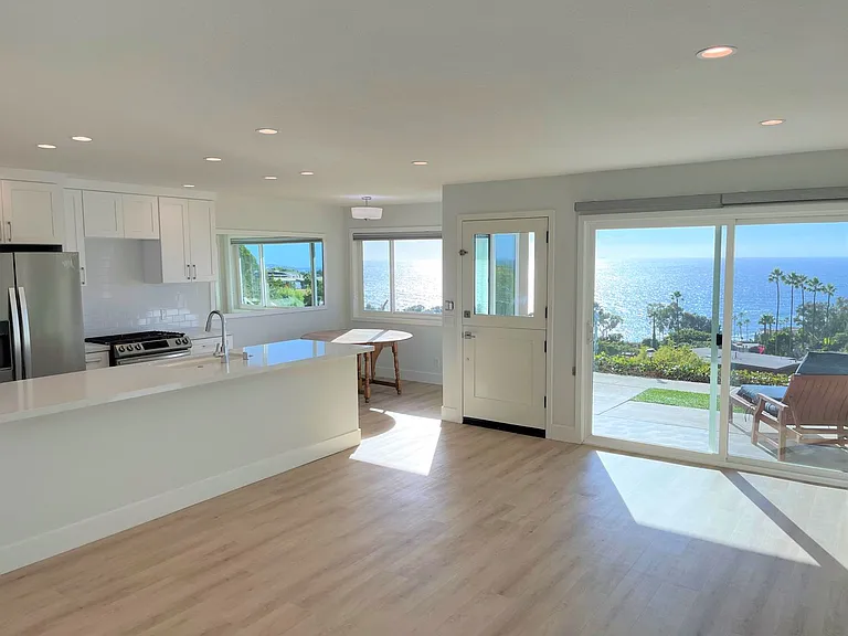21692 Ocean Vista Dr #B — Photo 6