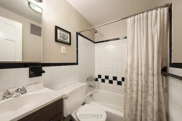 Sold by Town Residential | media 13