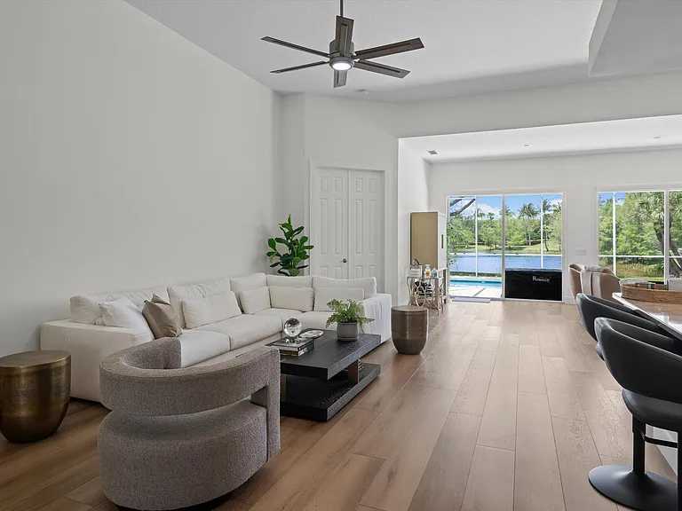 2057 Futana Way — Photo 8