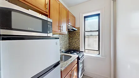 Rented by Bond New York