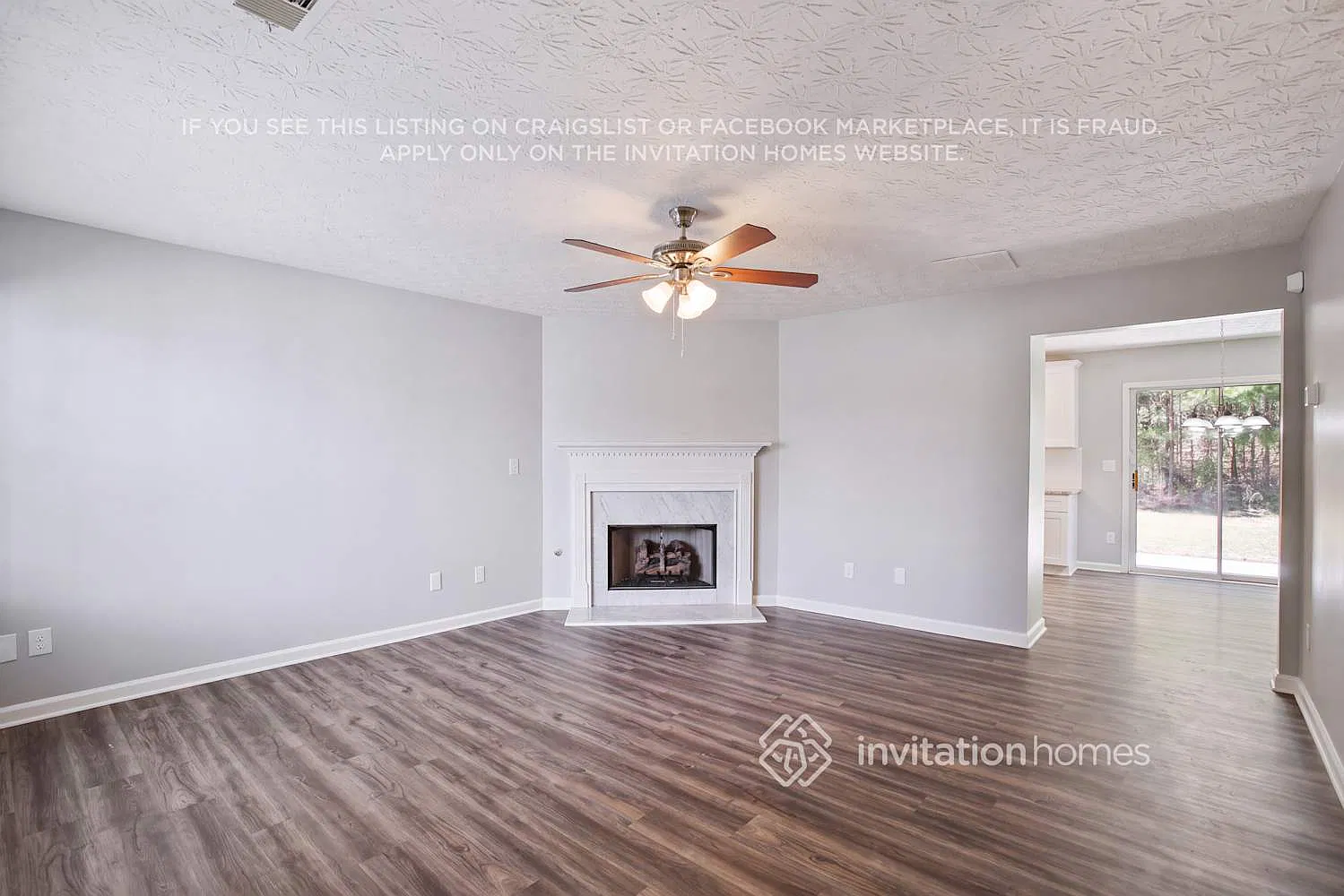 9461 Lakeview Rd Union City, GA 30291 — Photo 4