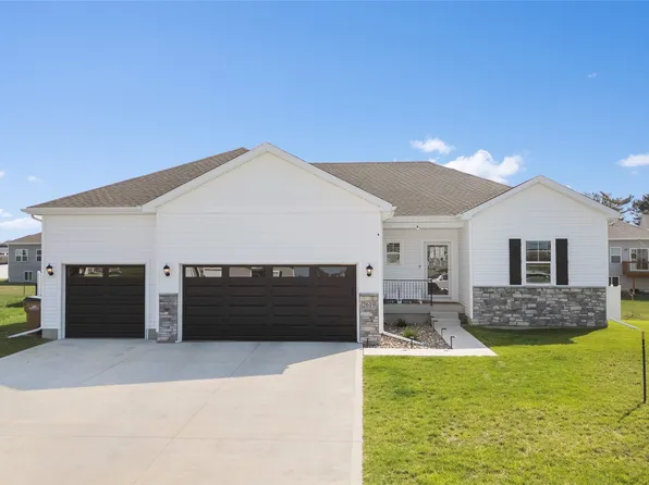 2619 Spring Ct SE, Altoona, IA 50009